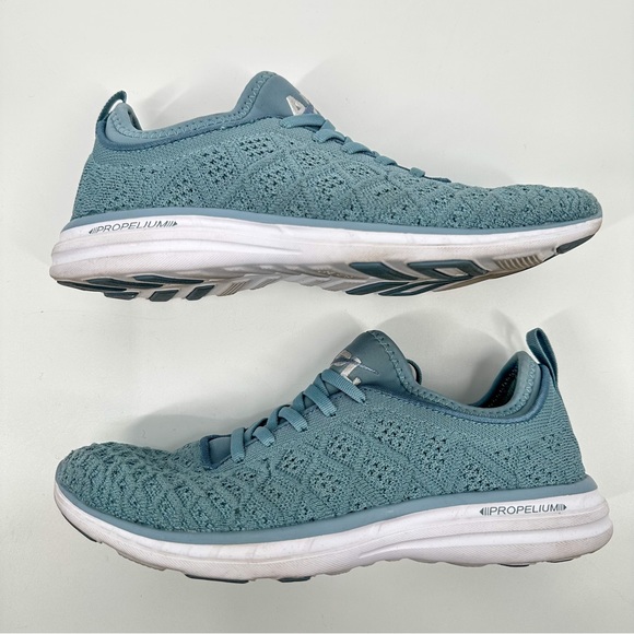 APL Techloom Phantom Lululemon Athletic Shoes Women’s Size 7.5 Pastel Blue - Picture 3 of 7
